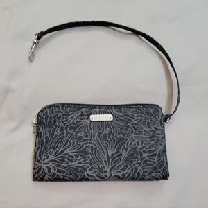 Baggallini RFID Pouch